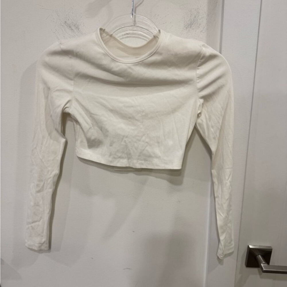 SHEIN Cream Long Sleeve Crop Top